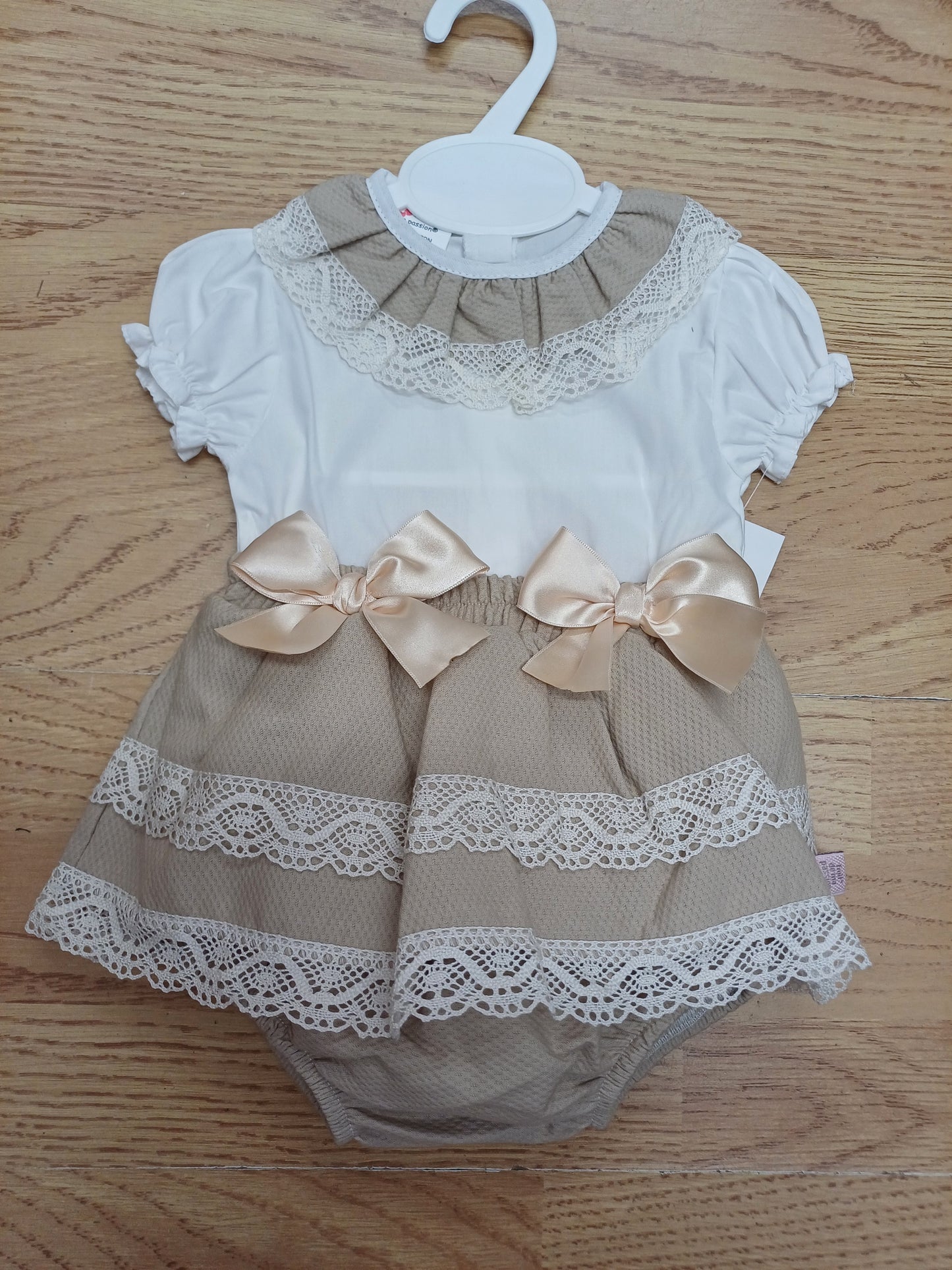 Girls pretty waffle jam pants set with bows