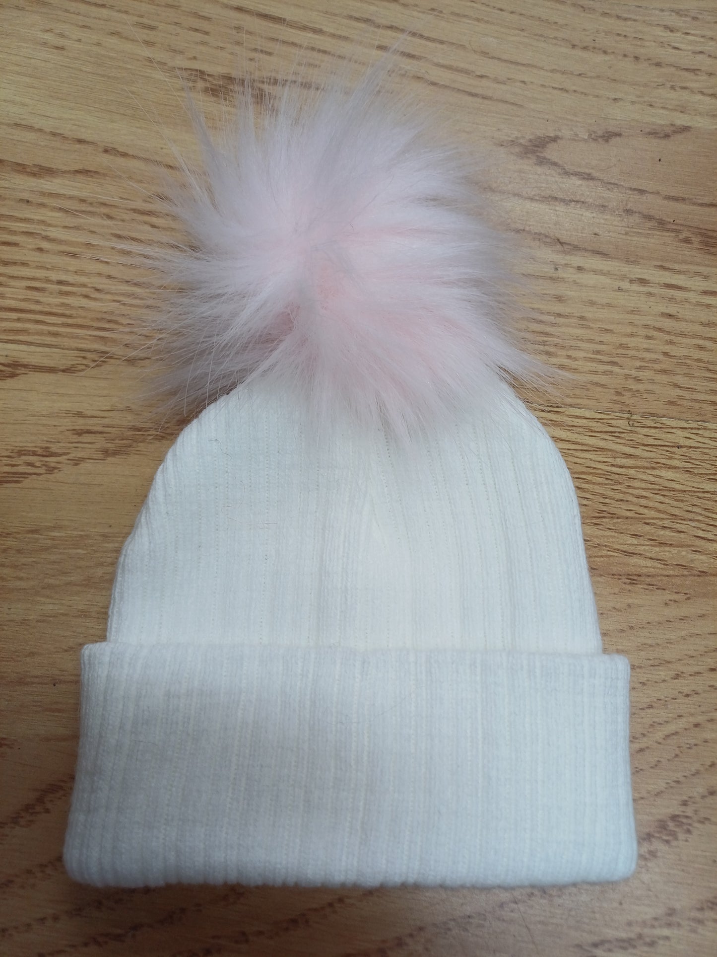 Baby Boys and girls knitted single pom pom hats