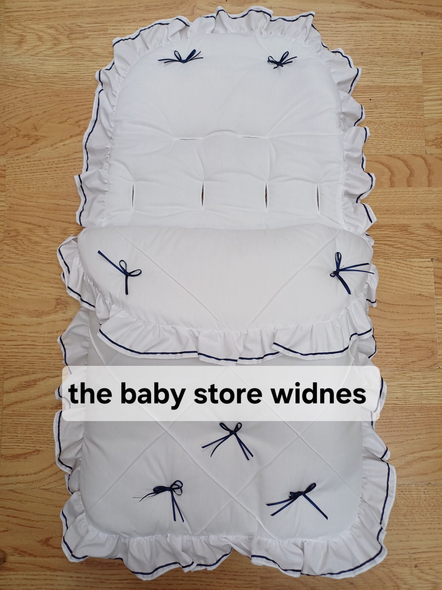 Baby Boys / girls universal fit pram cosytoes/ footmuff comes in various colours