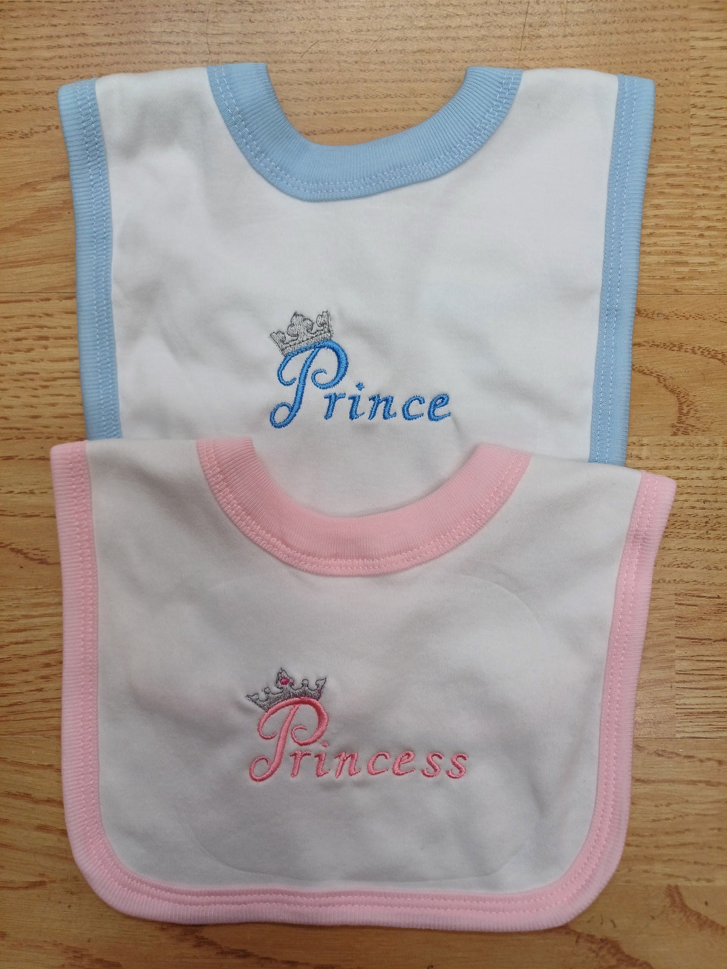 Baby Boys or girls 100% soft cotton bib embroidered with prince or princess various colours to choose from