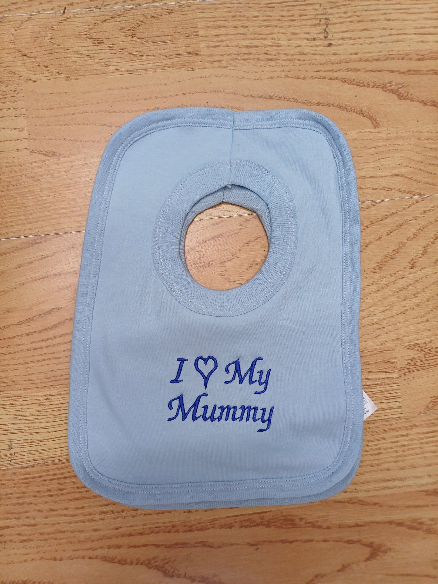 Baby Boys or girls 100% soft cotton bib embroidered with I love my mummy or daddy various colours to choose from