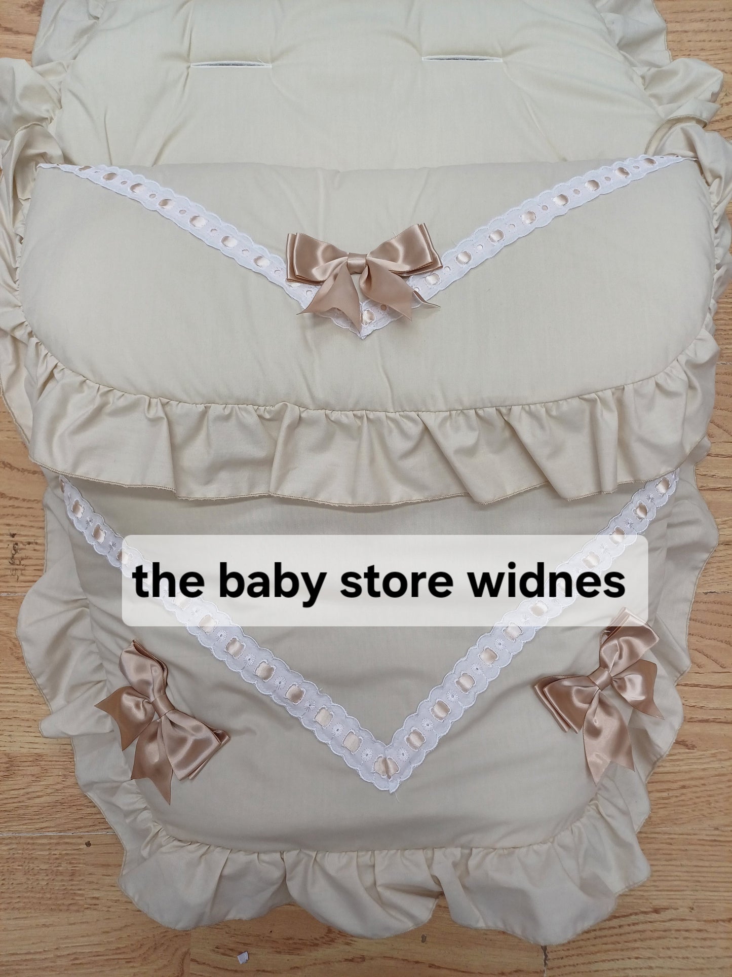 Babys boys or girls universal fit pram cosytoes footmuff pram set with bows