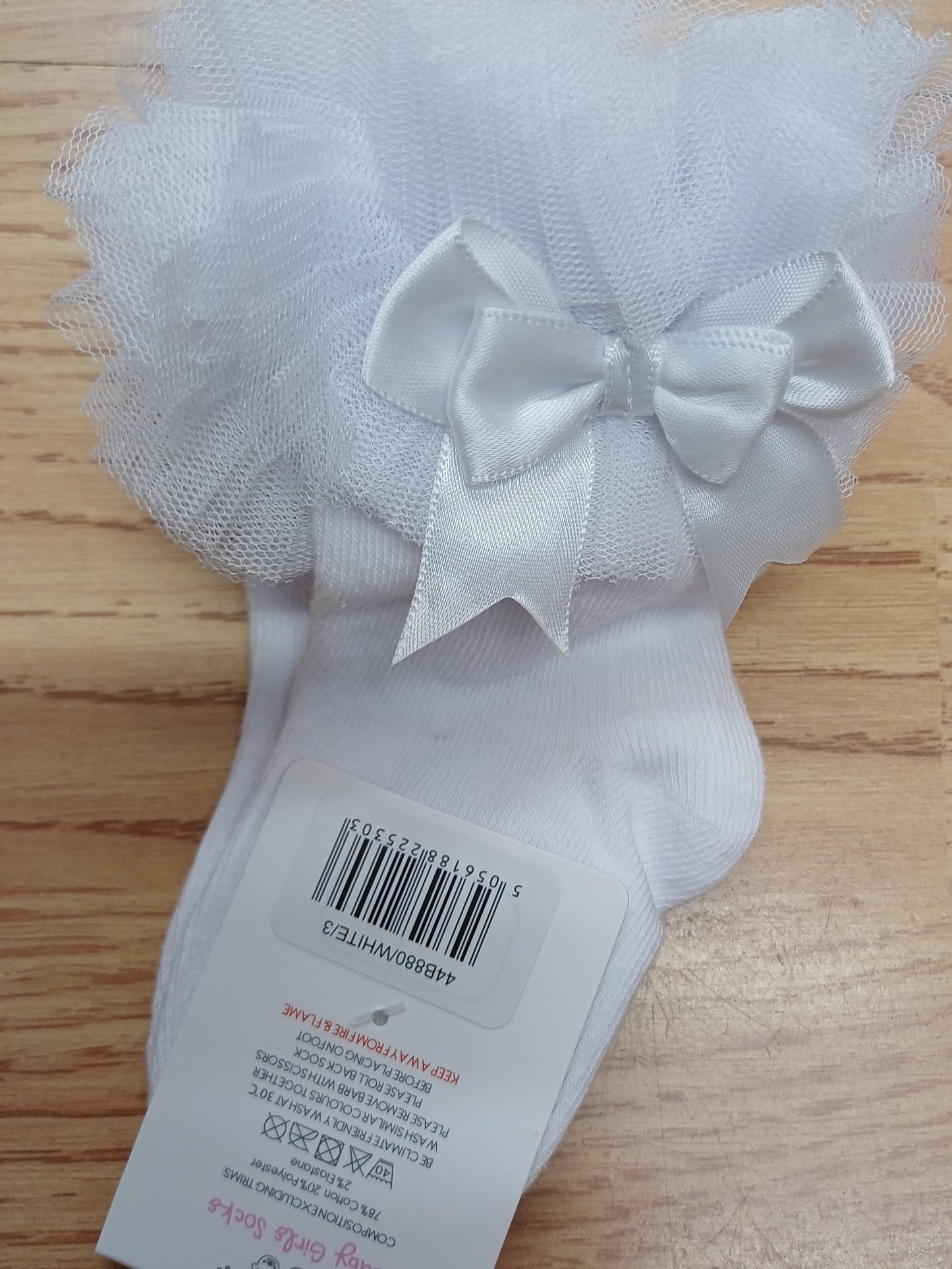 Baby girls tu tu socks with bow various colours to choose from sizes newborn to infrant