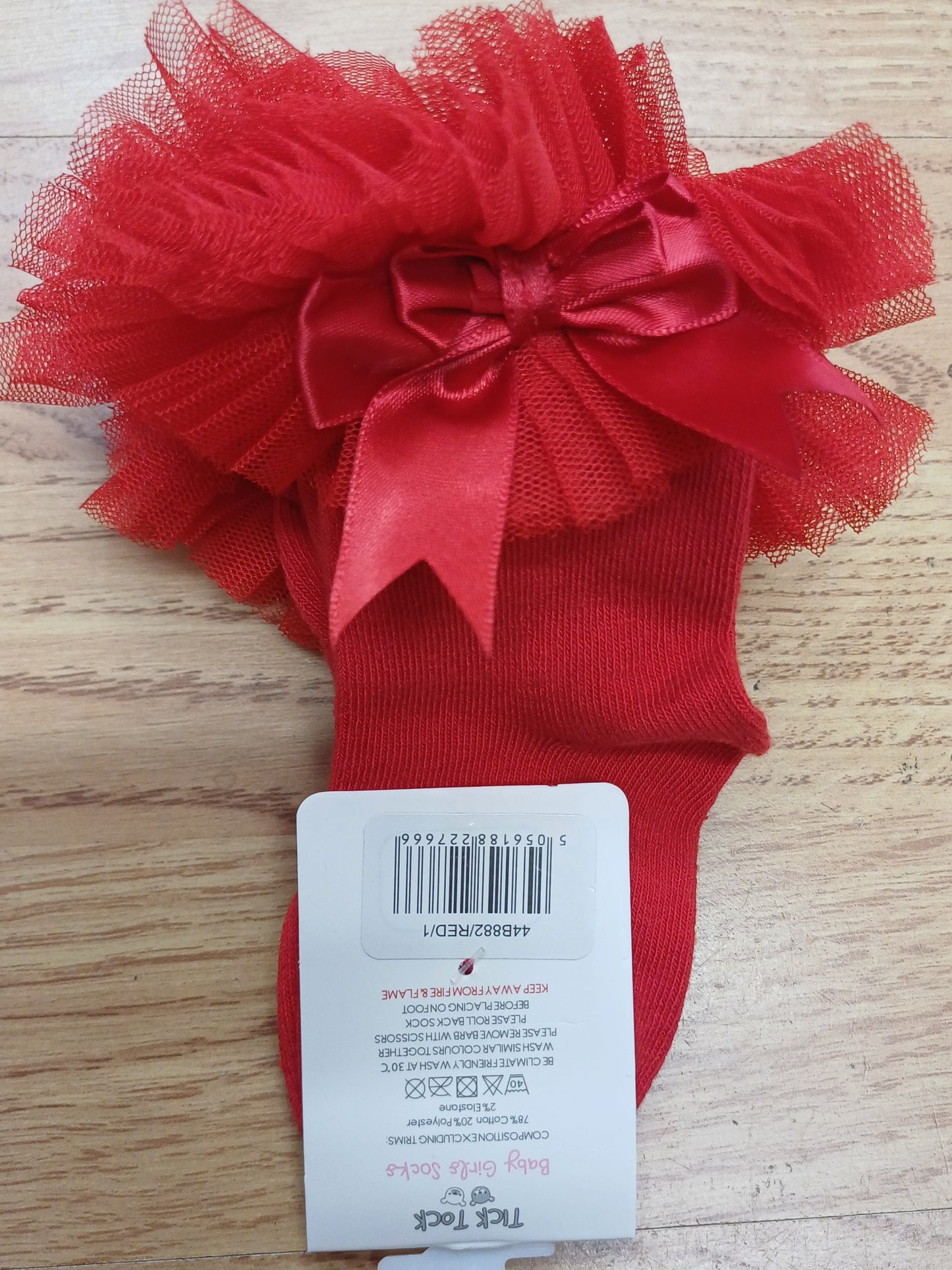 Baby girls tu tu socks with bow various colours to choose from sizes newborn to infrant