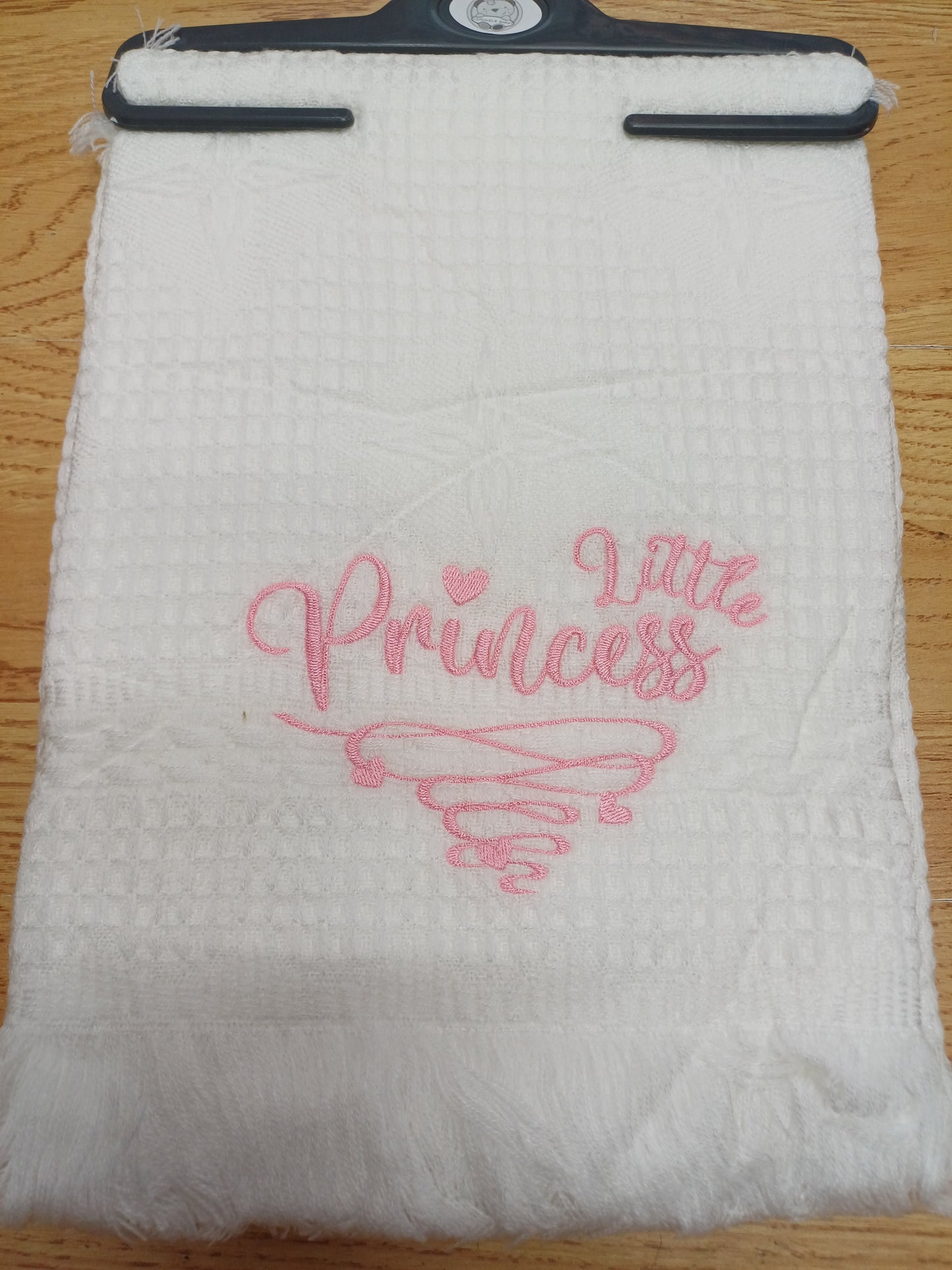 Girls shawl blanket embroidered with little princess size 120 x 120 cm