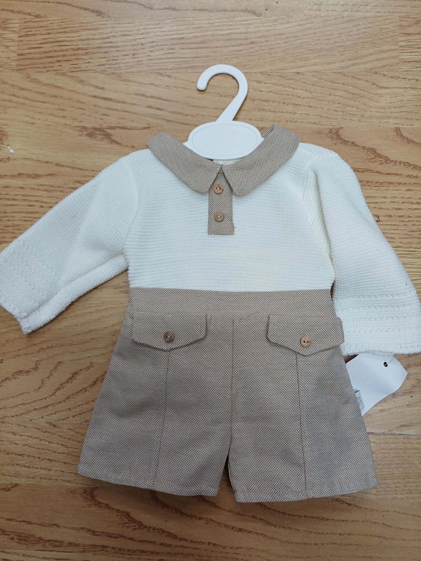 Boys 2 piece set with shorts and knitted top
