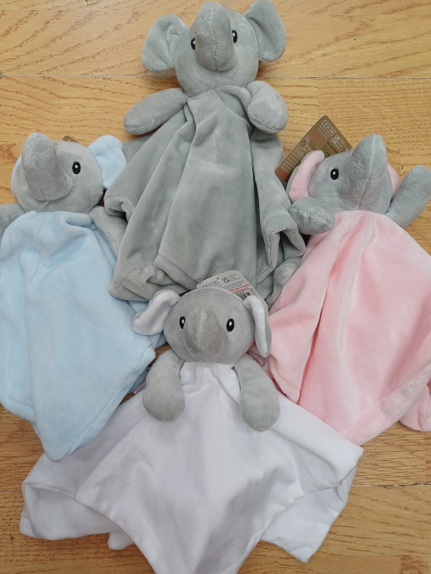 Babys plush elephant comforter