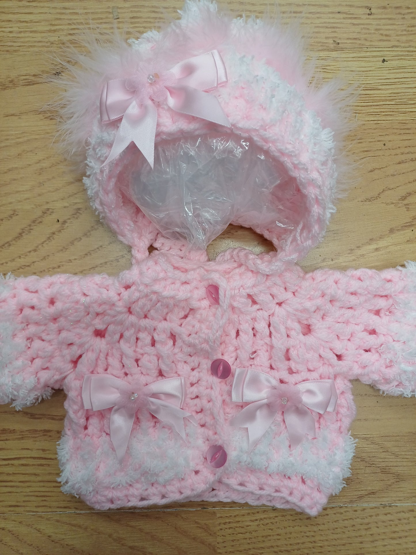 Baby girls handmade crochet pretty cardigan and bonnet set size newborn