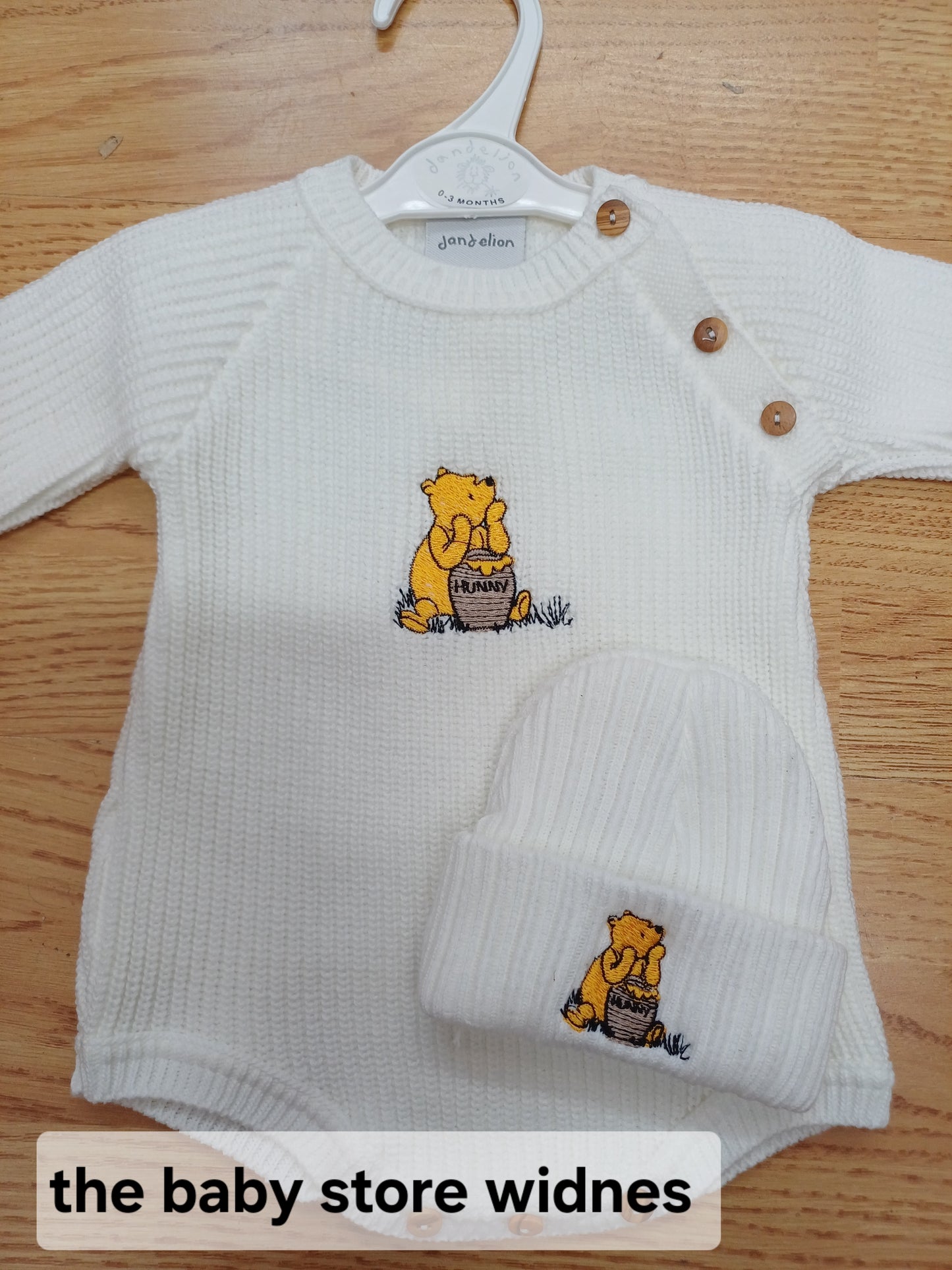 Dandelion unisex babys knitted romper and hat set embroidered with pooh bear