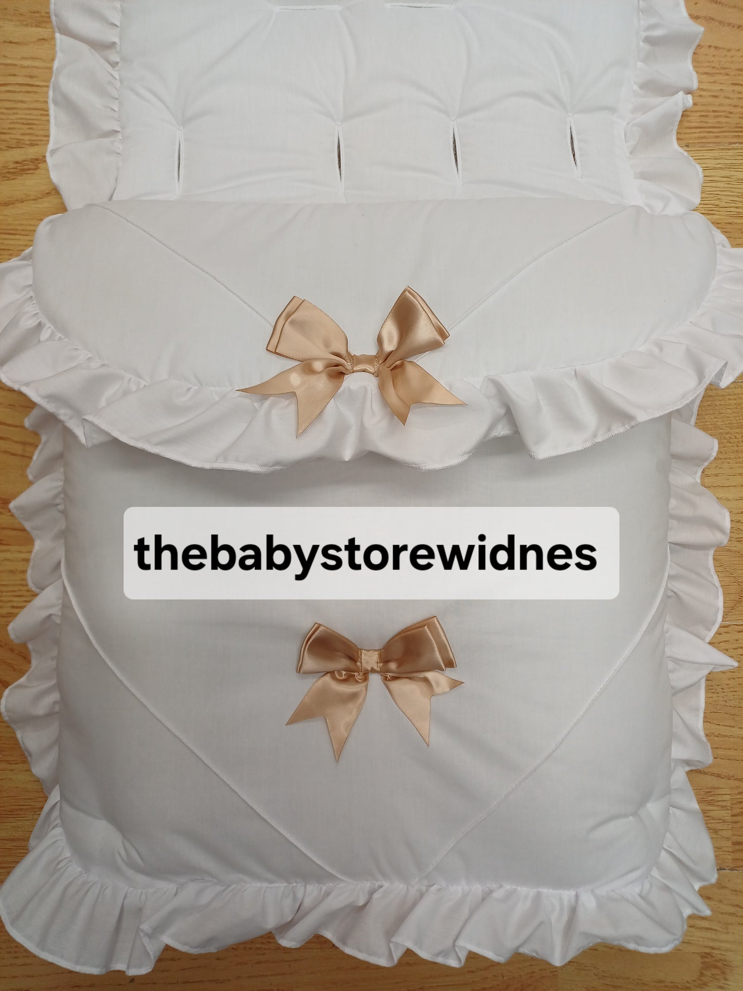 Babys unisex universal fit pram cosytoes footmuff pram set with bows colour white / beige