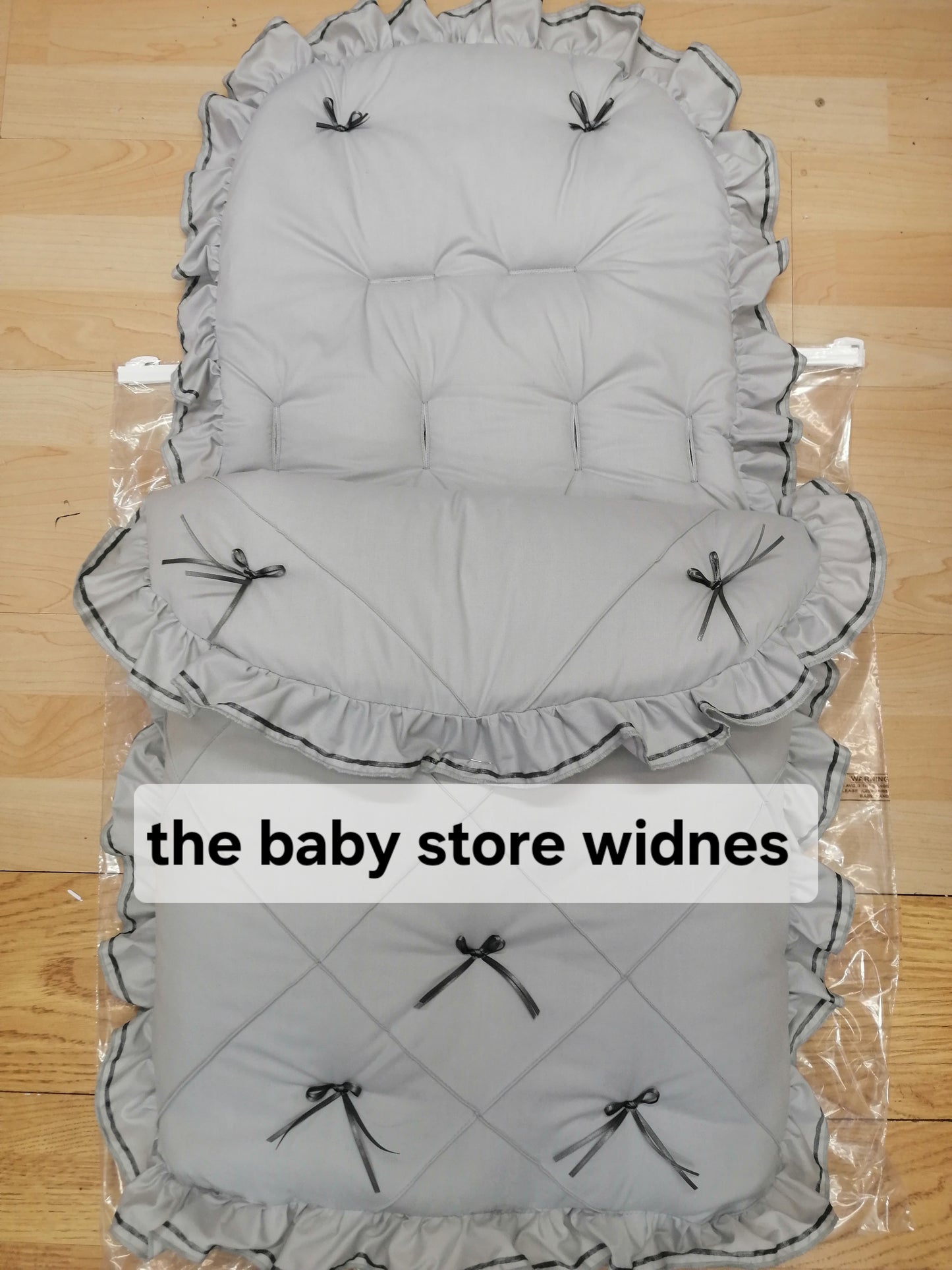 Baby Boys/ girls universal fit pram cosytoes/ footmuff comes in various colours