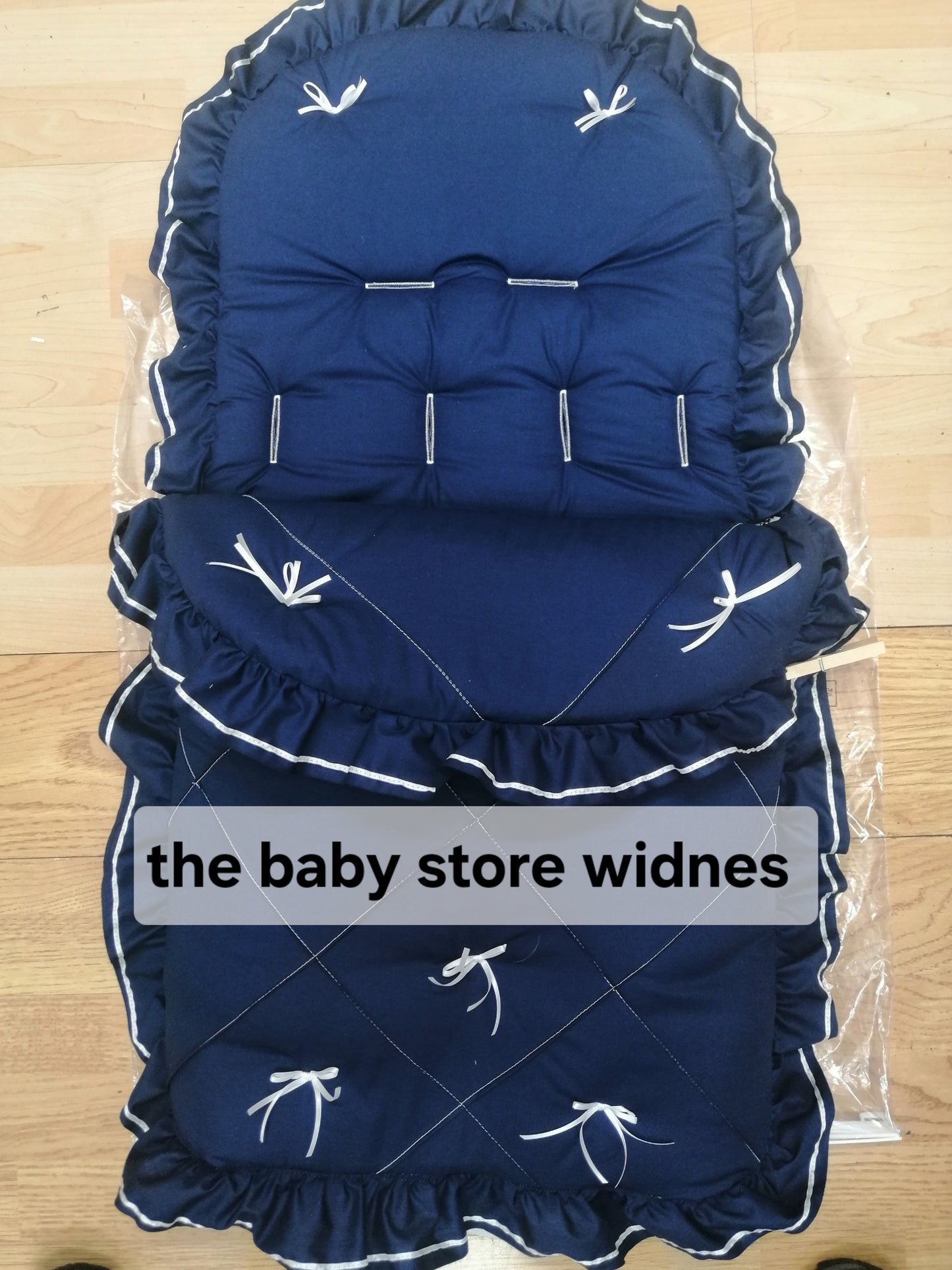 Baby Boys / girls universal fit pram cosytoes/ footmuff comes in various colours