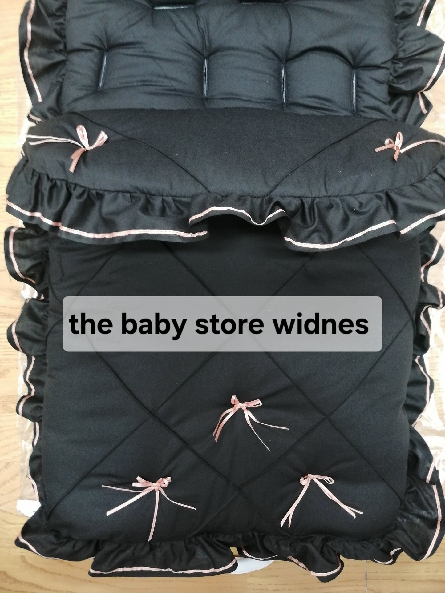 Baby Boys / girls universal fit pram cosytoes/ footmuff comes in various colours