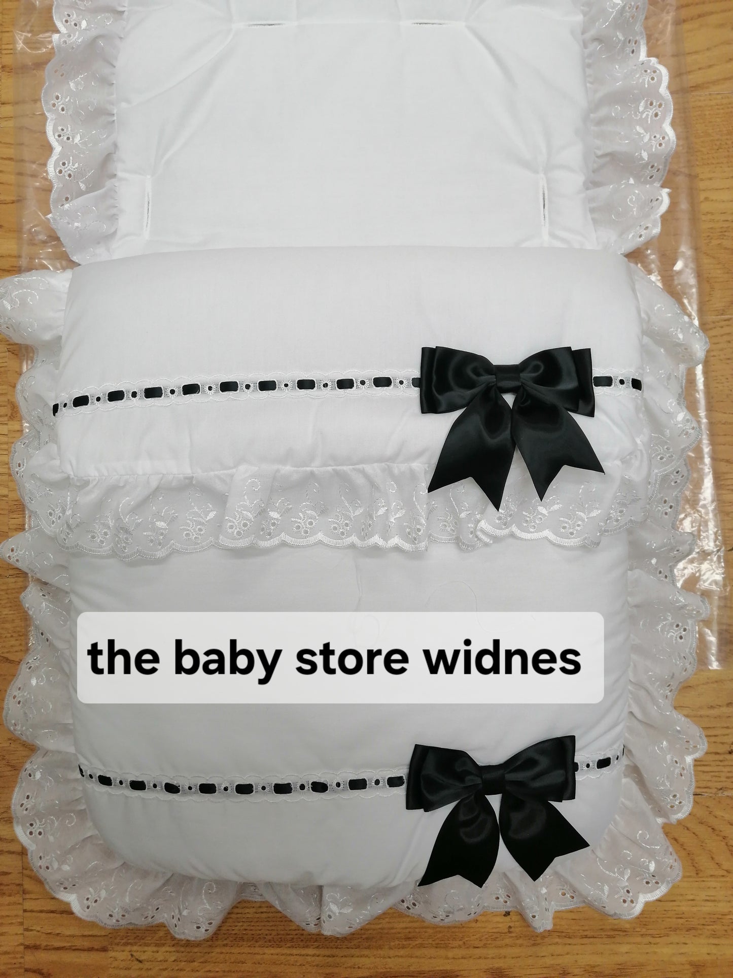 Baby Boys or Girls universal fit pram cosytoes footmuff pram set with bows