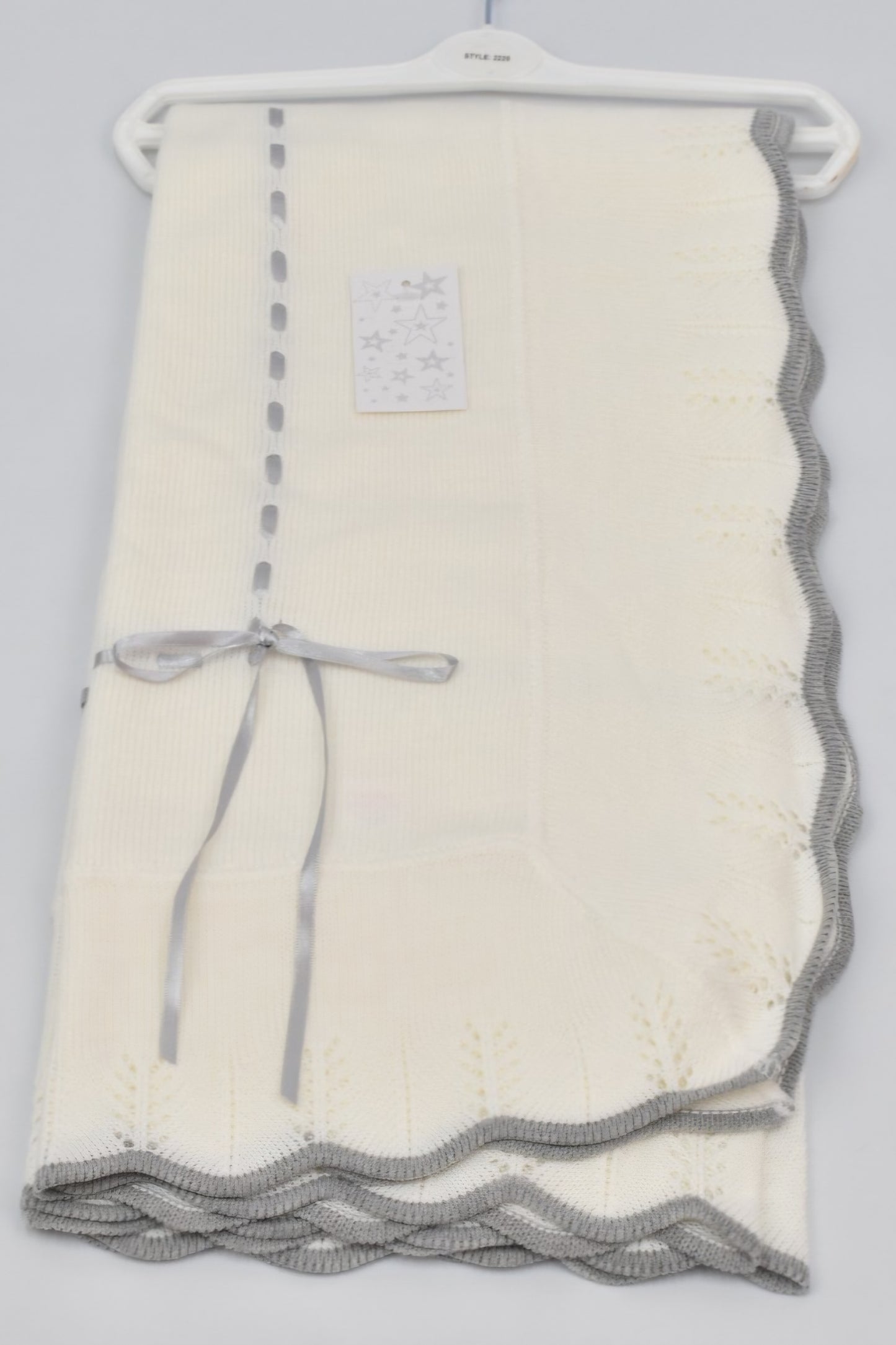 Spanish knitted ribbon blanket shawl