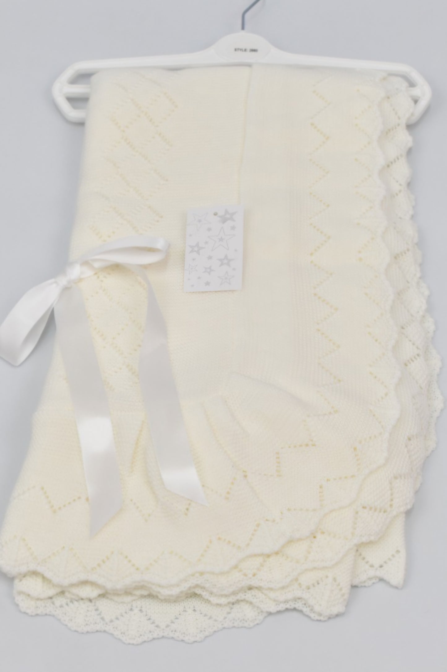 White Spanish knitted ribbon blanket shawl