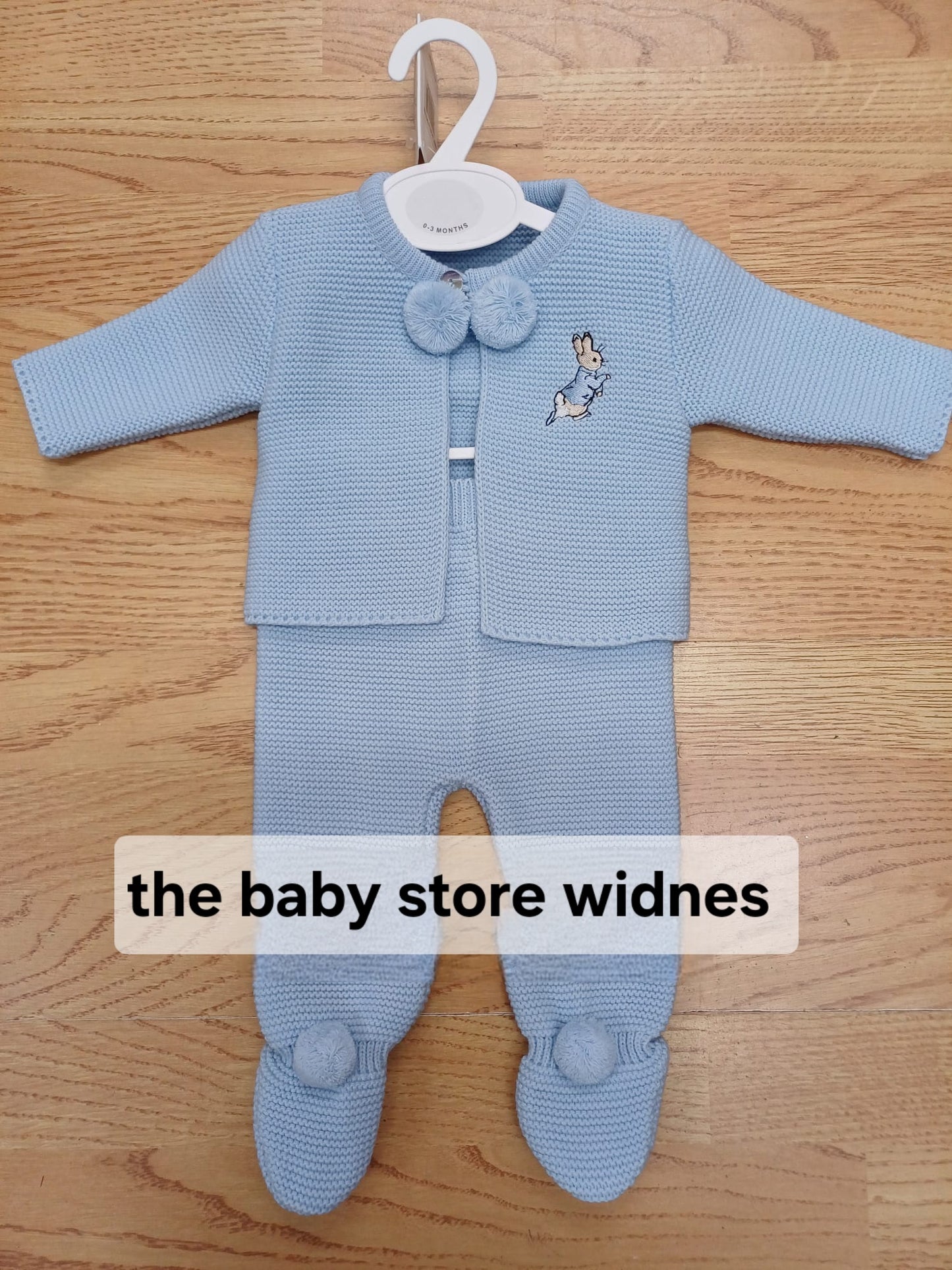 dandelion 2 piece set with pom pom peter rabbit