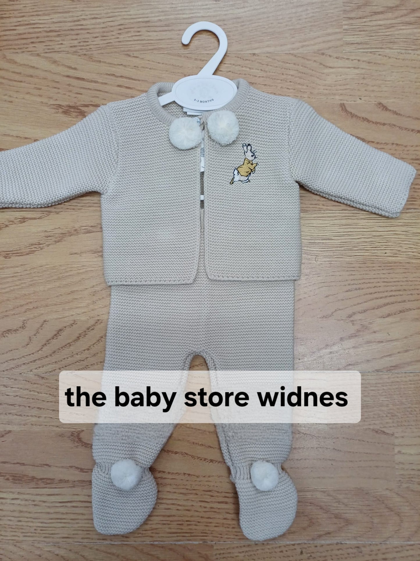 dandelion 2 piece set with pom pom peter rabbit
