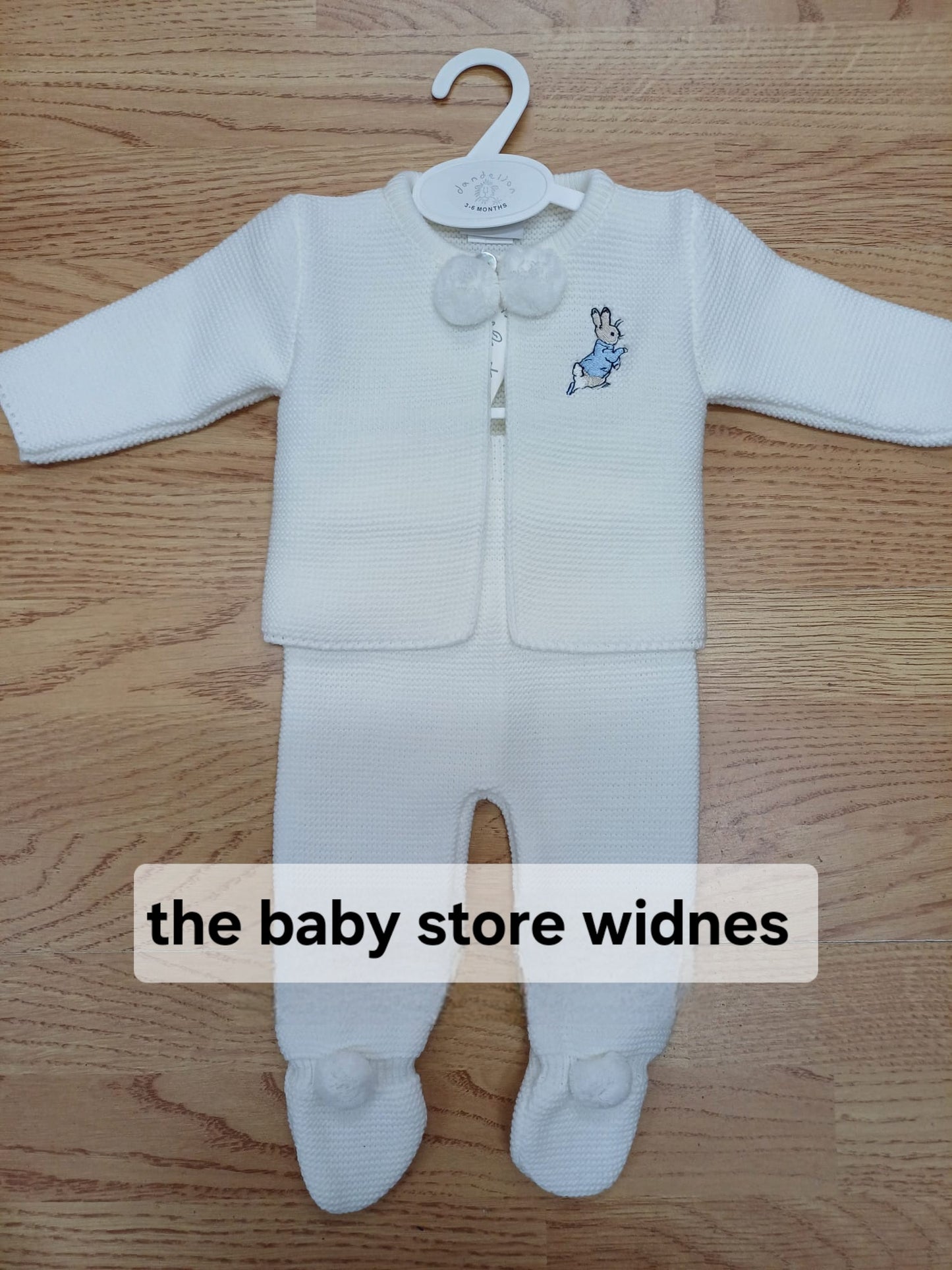 dandelion 2 piece set with pom pom peter rabbit