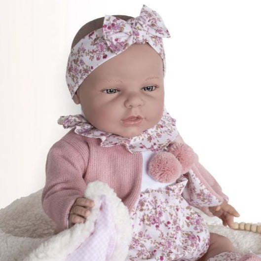 Spanish reborn doll comes with luxury pillow and dummy