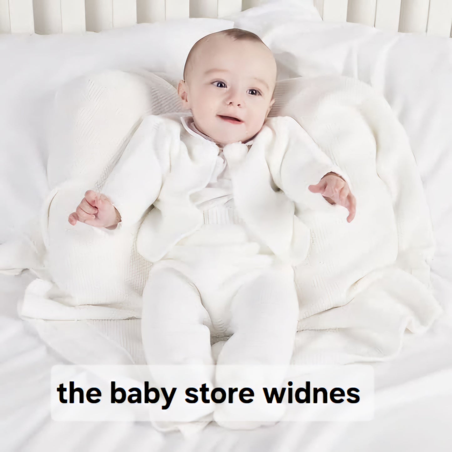 Dandelion 2 piece set with with pom poms