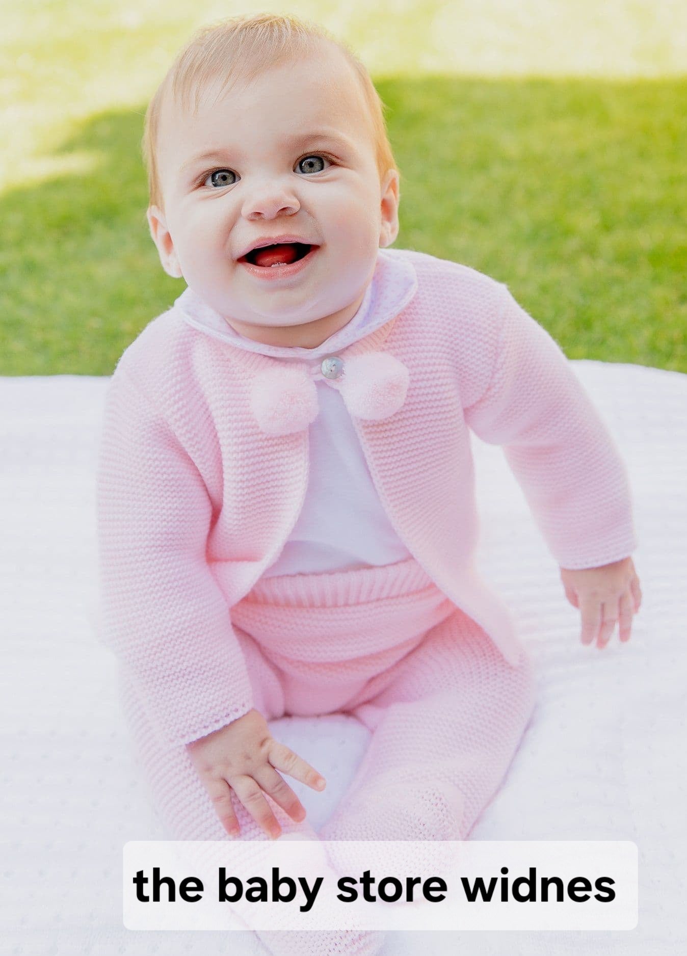 Dandelion 2 piece set with with pom poms