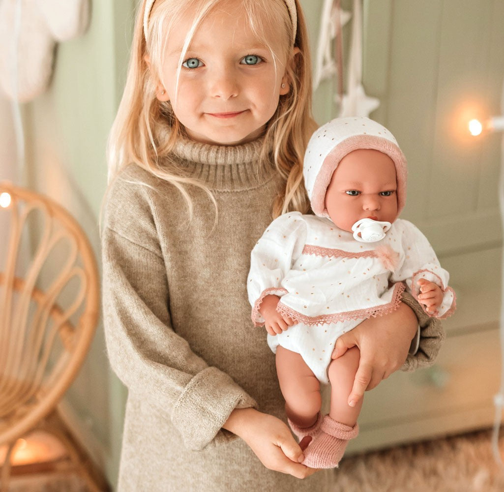 Spanish newborn crying doll comes with carrycot and dummy
