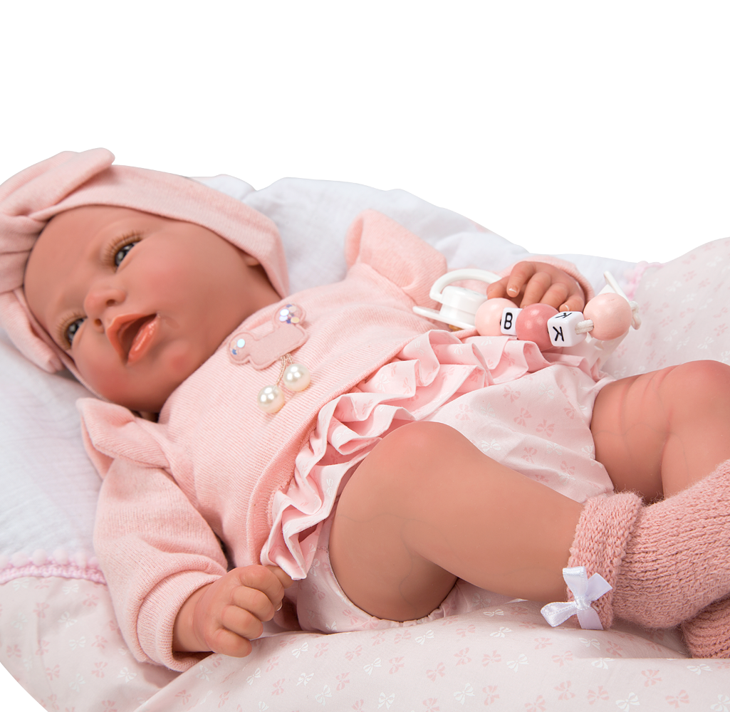Spanish reborn doll comes with cushion dummy clip and nappy
