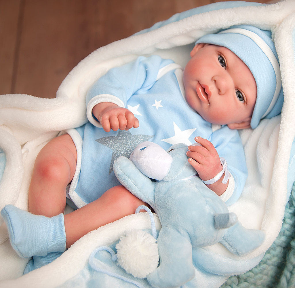 Spanish reborn doll comes with blanket teddy dummy and nappy
