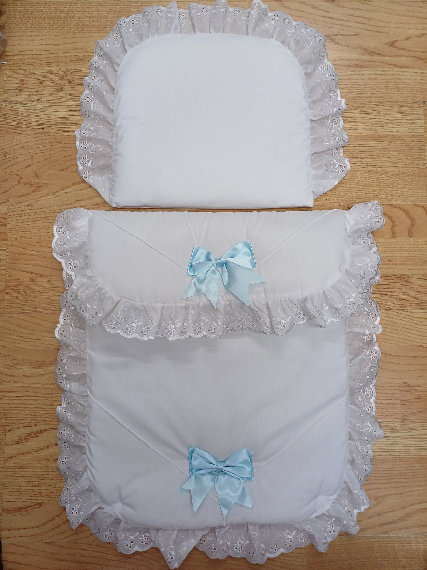 Baby Boys or girls  pram quilt with large bows  and pillow  set comes in various colours