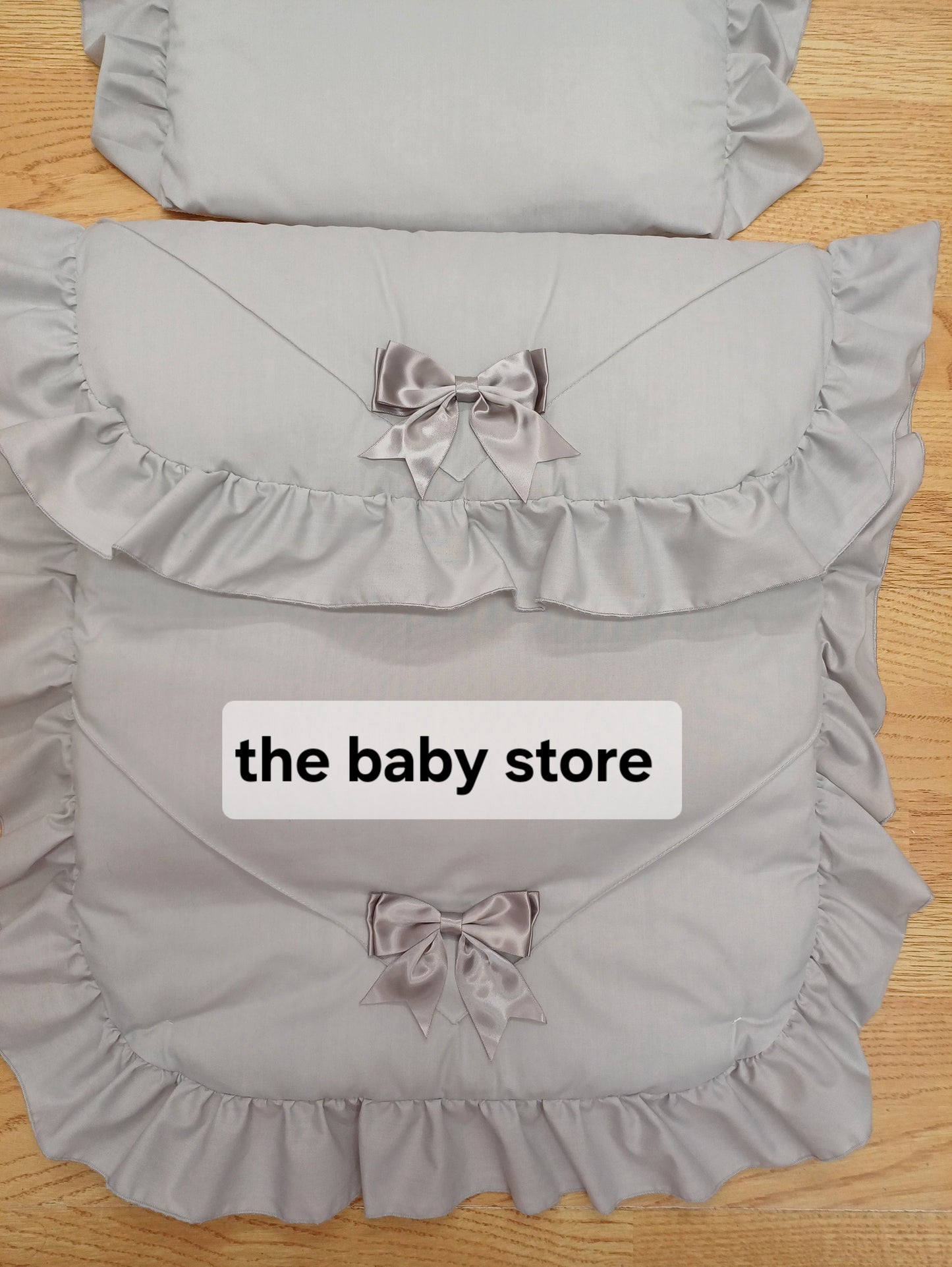 Baby Boys or girls  pram quilt with large bows  and pillow  set comes in various colours