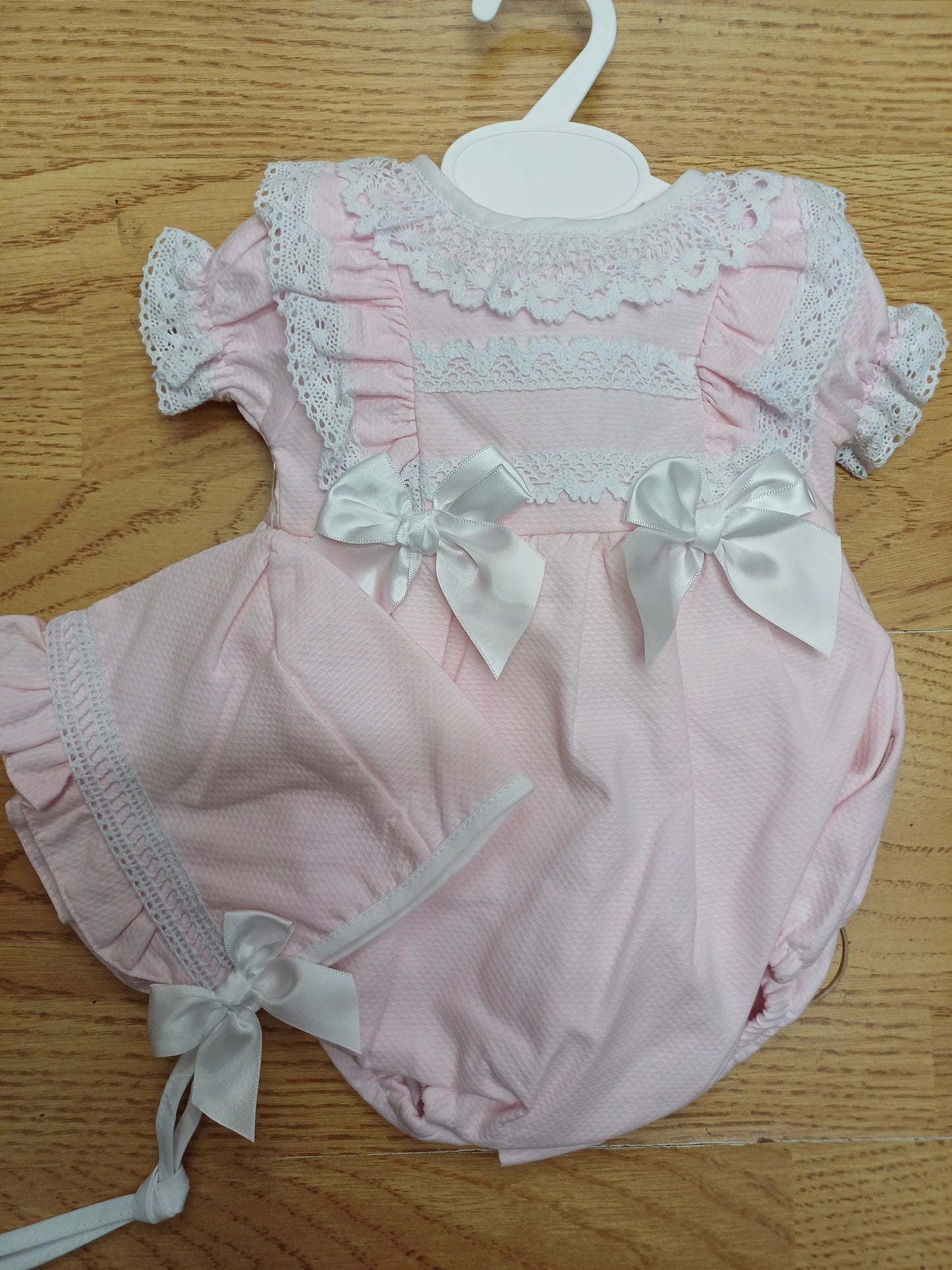 Beautiful baby girls romper with matching hat