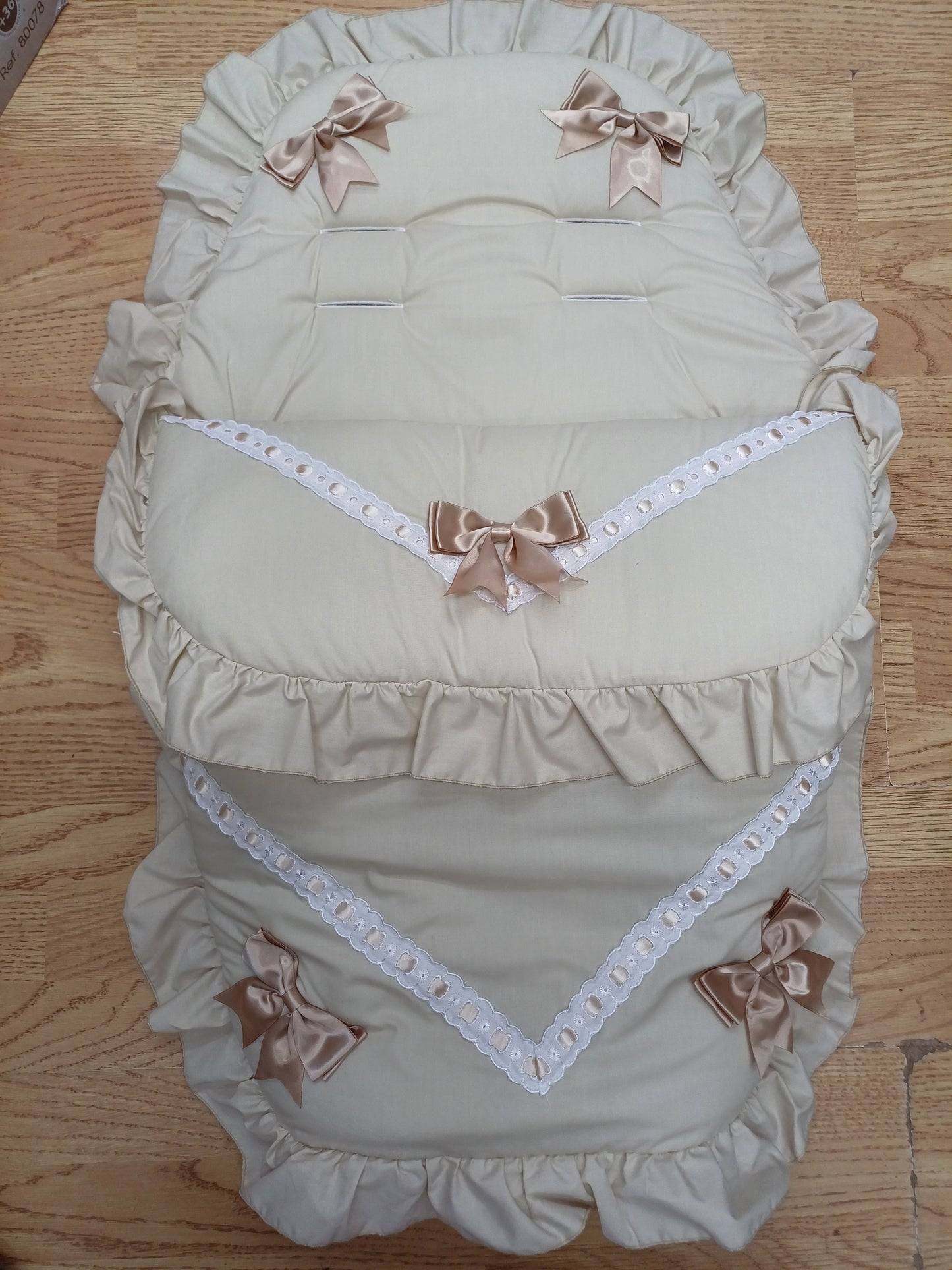 Baby Boys or girls universal pram cosytoes footmuff pram set with bows colour beige