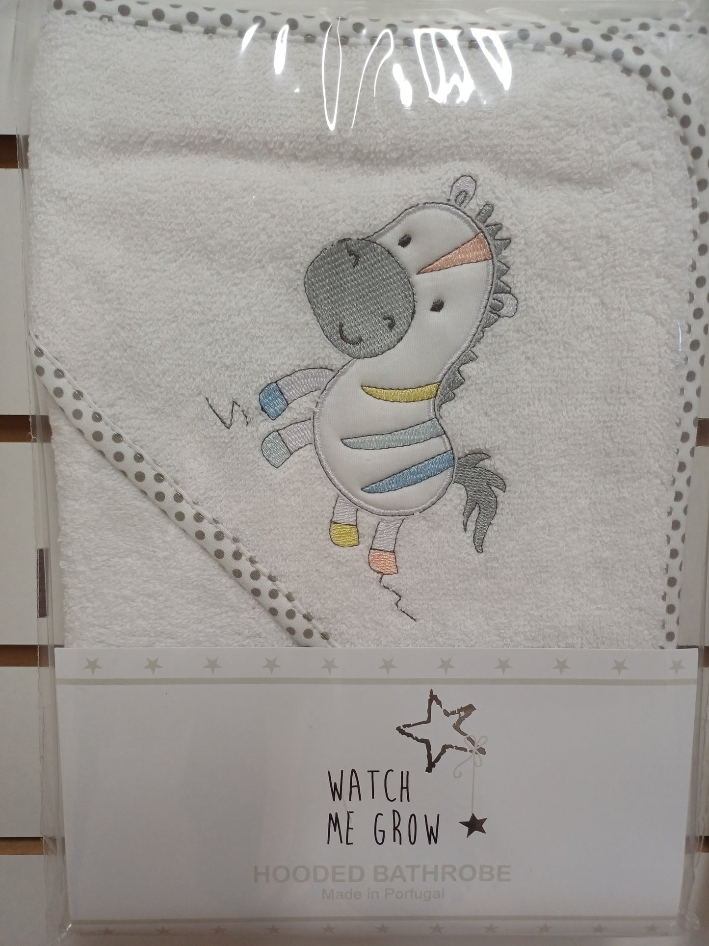 Babys hooded bathrobe towel comes in various designs to choose from