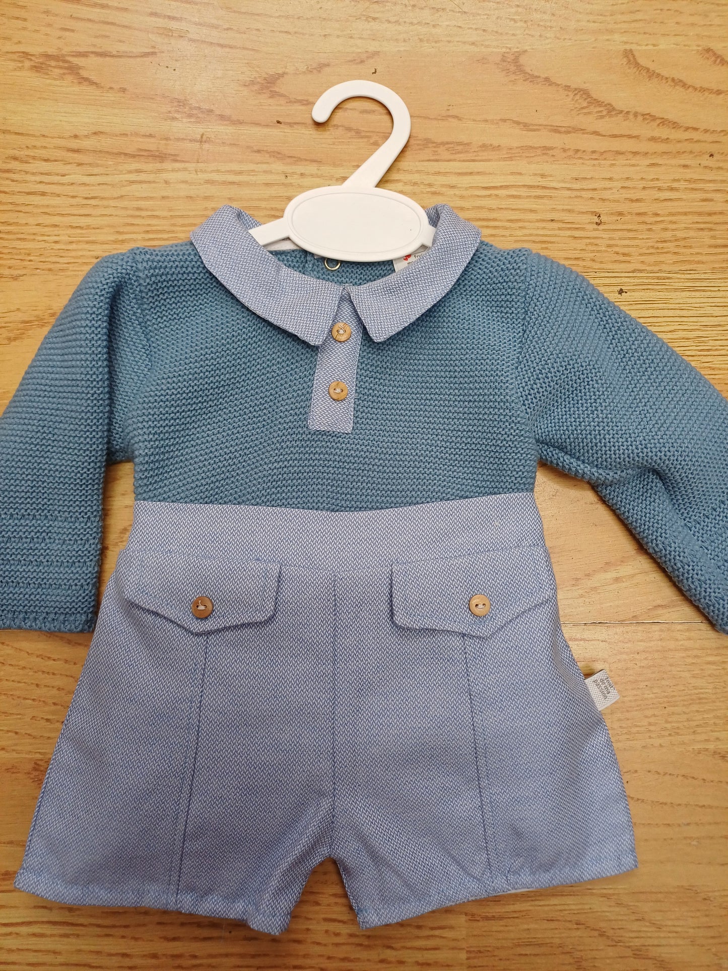 Boys 2 piece set with shorts and knitted top