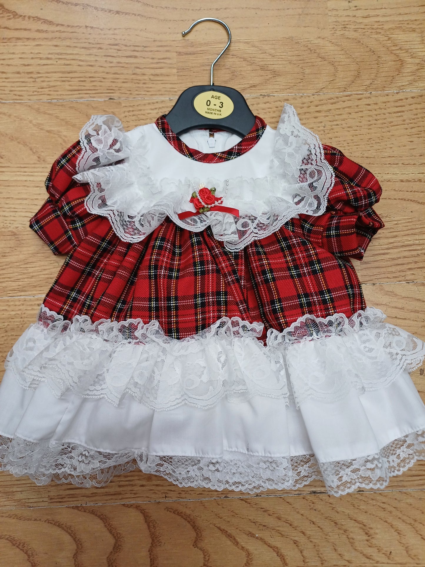 Baby girls  tartan frilly lace dress