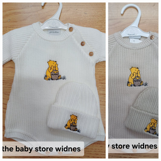 Dandelion unisex babys knitted romper and hat set embroidered with pooh bear