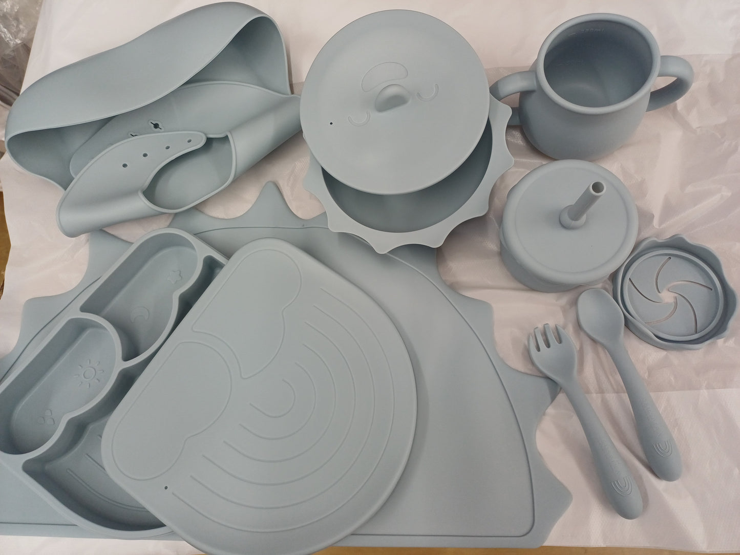 Babys and  toddler boys  10 pcs weaning set complete toddler feeding kit ideal gift
