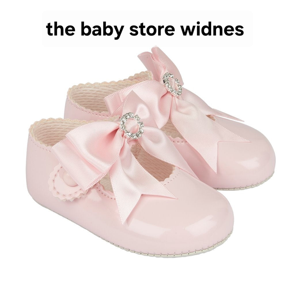 Baypods baby  girls  pre walker soft sole pram shoes