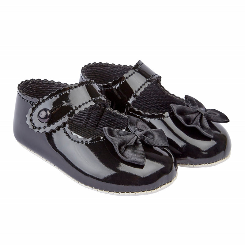 Baypds girls pre walker soft sole pram shoes