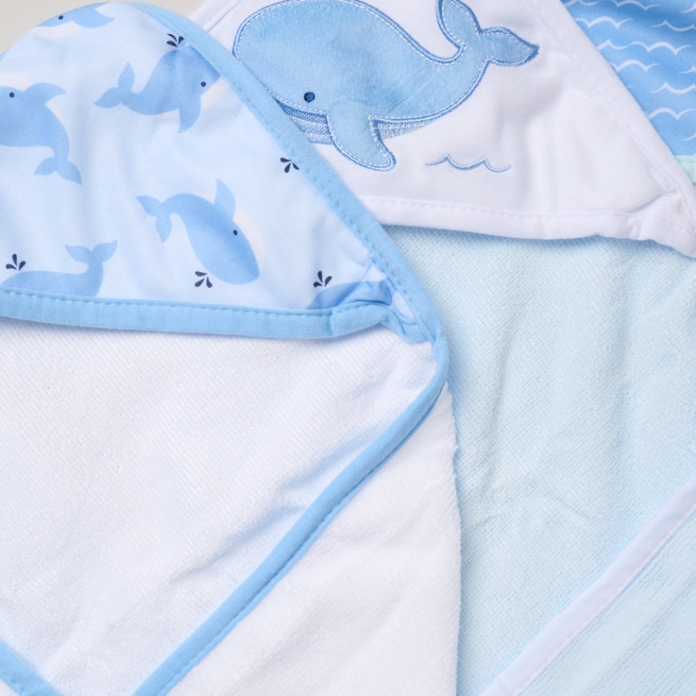 Baby Boys  3 hooded towels and  3 wash cloths set  whale   design  perfect for bath time designs may vary