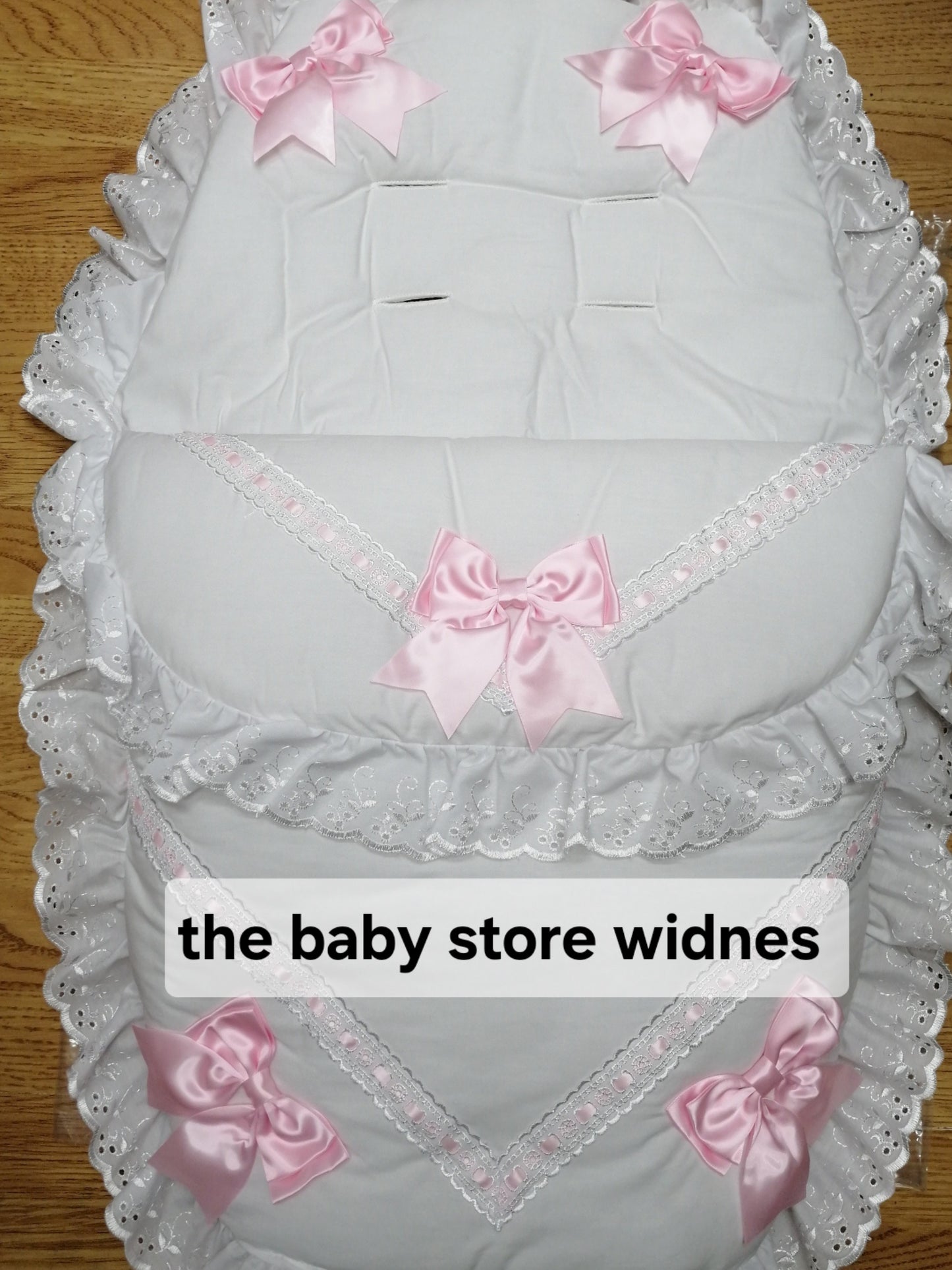 Babys boys or girls  universal fit pram cosytoes footmuff pram set with  bows