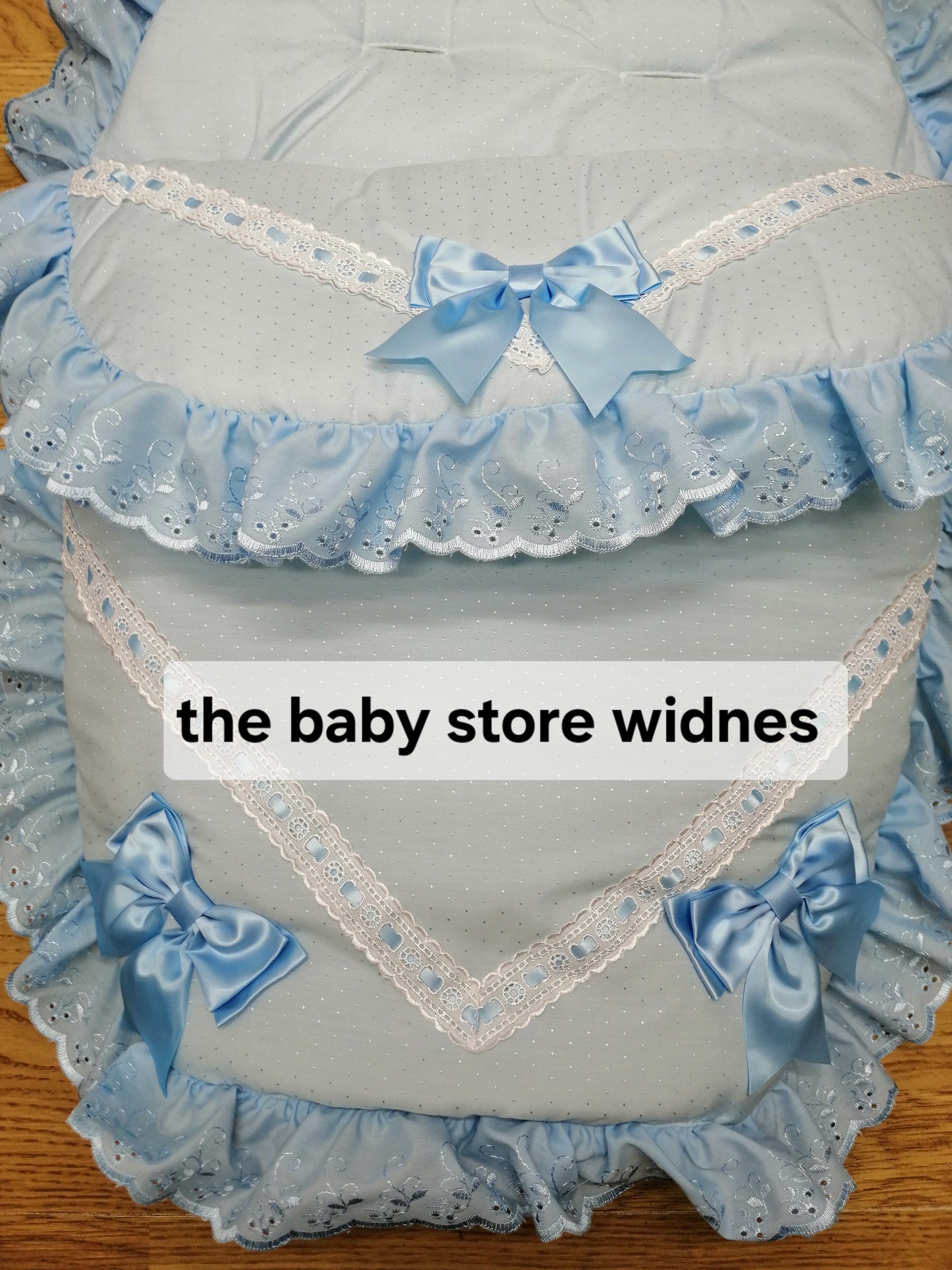 Babys boys or girls  universal fit pram cosytoes footmuff pram set with  bows