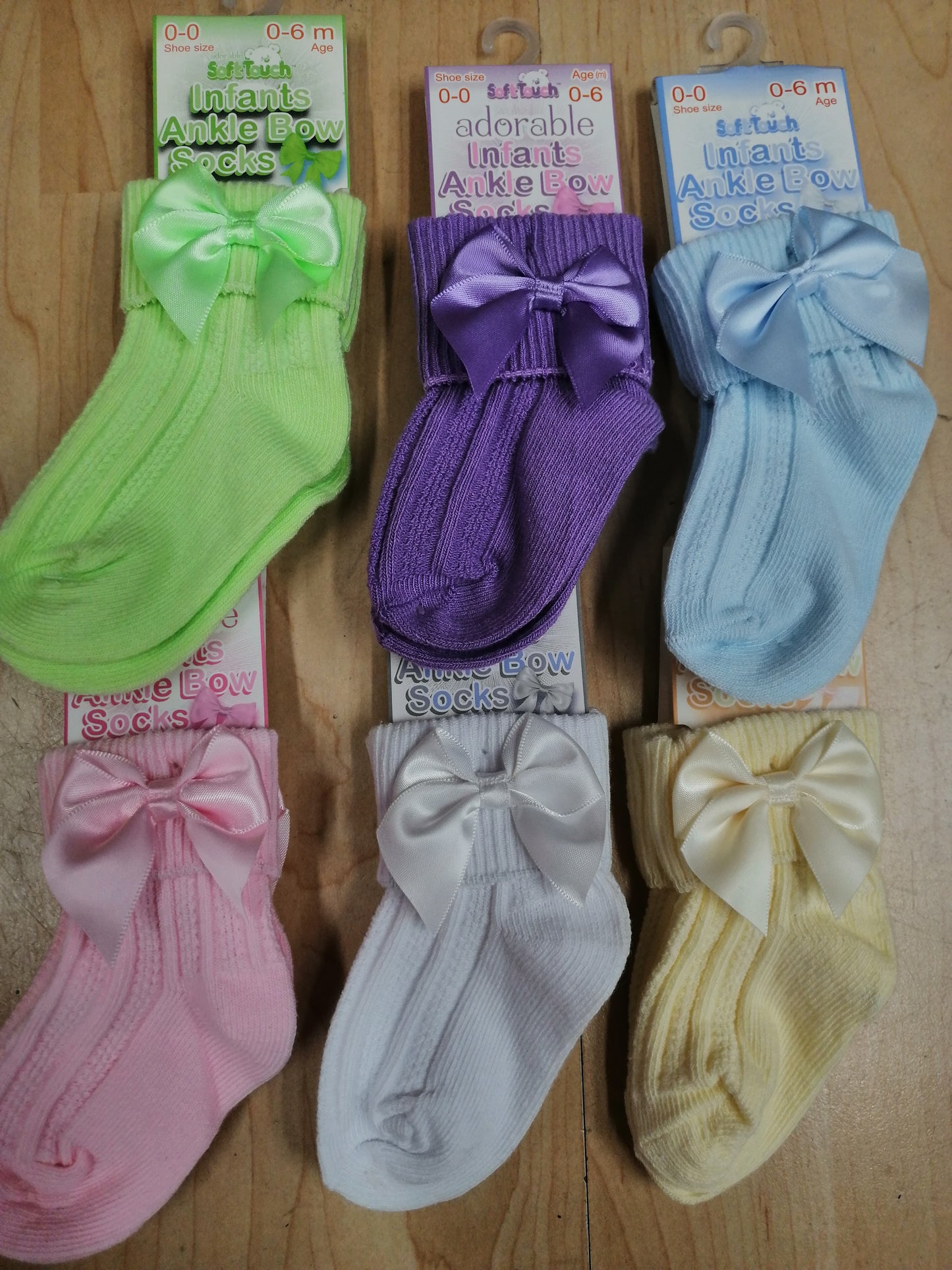 Baby girls  ankle  bow socks sizes newborn to  2 years  various colours to choose from