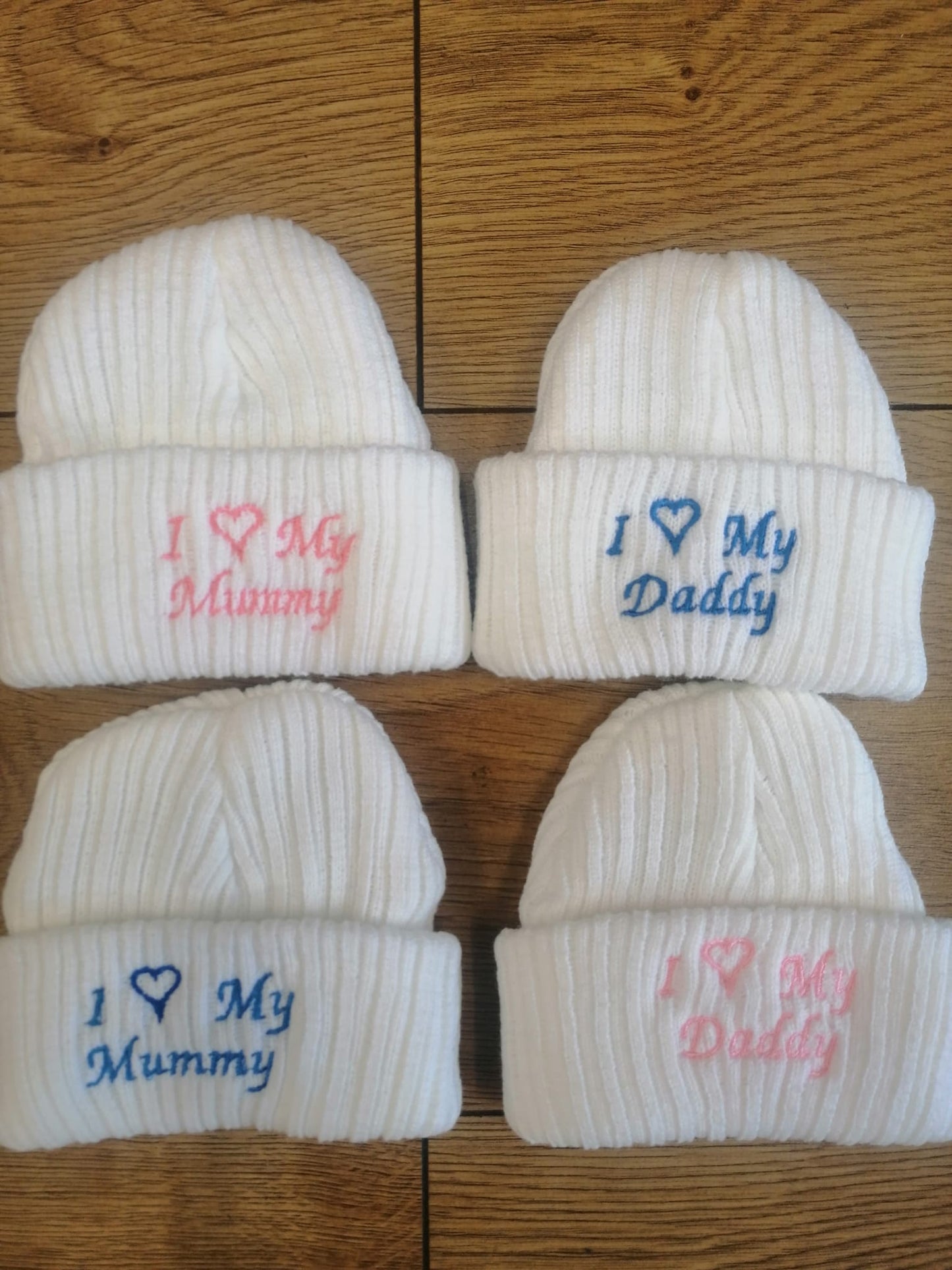 beautiful baby beannie hat embroidered with  i love my mummy or daddy newborn size