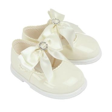 Baypods baby girls  hard sole walking shoes with large bow