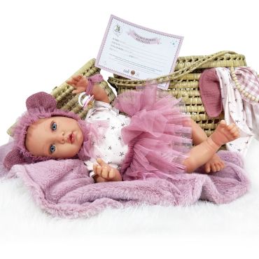 Spanish reborn doll comes with blanket and dummy