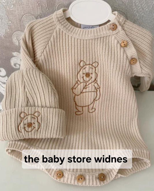 Dandelion knitted  unisex romper and hat set embroidered with  poo  bear