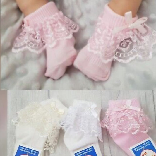 Girls frilly lace ankle socks with bow 8 sizes from premature  to adult size 6